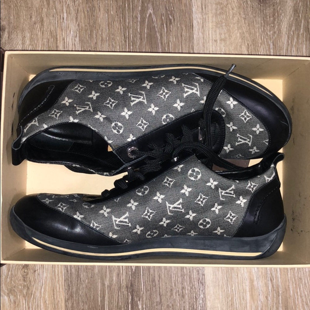 Louis Vuitton Sneakers